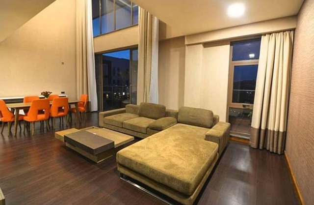 Go around Kampala all day to return to your wonderful apartment