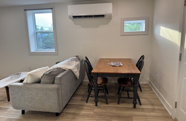 Golden Acre Suites | 2BR Downtown w/Exposed Brick & Retro Retreat