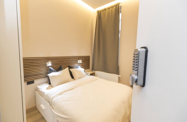 Golden Dove Luxury Apartment 1