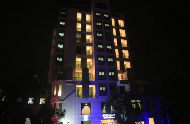 Golden Park Apartment Hotel