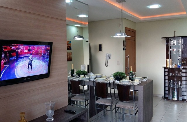 Good APT 2 Bedrooms, 2 Garages, 2 Tvs, Elevator, Front Flamboyant Park