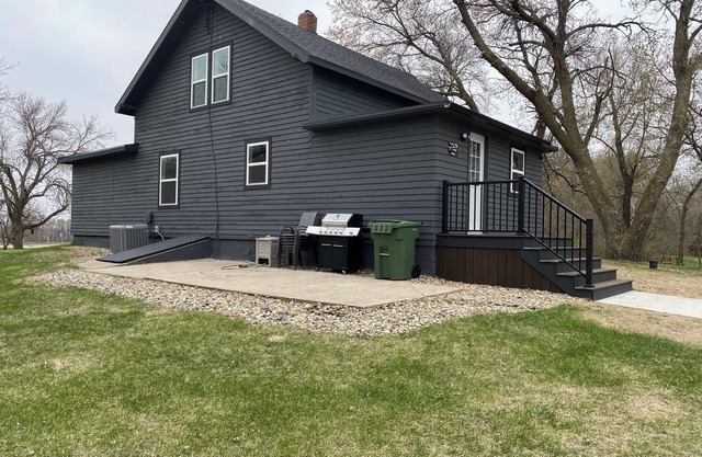 Goose Lake Lodge