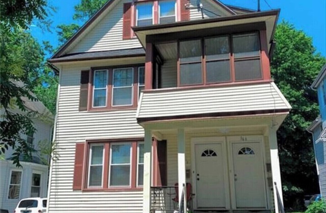 Gorgeous 1st Floor Westville Apartment