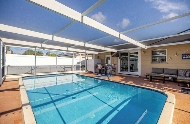 Gorgeous 2BDRM with Private-Heated Pool, Mins From Gulf Coast Beaches And Parks.