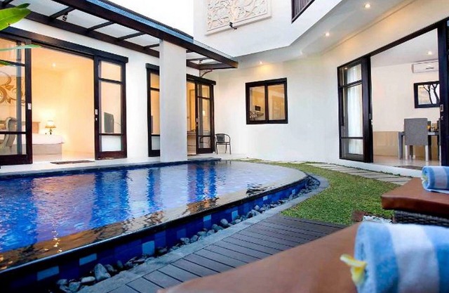 Gorgeous 2BR Villa In Kuta! W/Private Swimming Pool! 3Min Drive To The Beach!