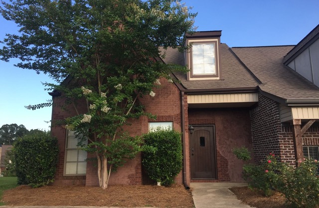 Gorgeous 3 Bedroom - 4 Bed for Short and Long Term Rental Hoover - Vestavia