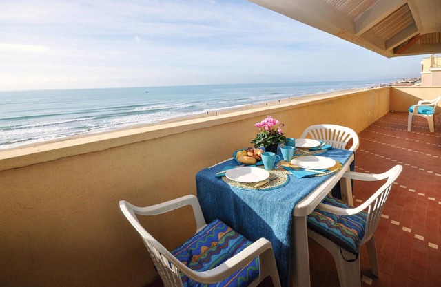 Gorgeous apartment in Torvaianica