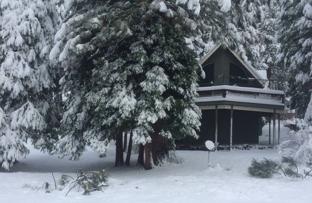 Gorgeous Chalet in 400 acre gated park. Near Twain Harte, Pinecrest&Dodge Ridge