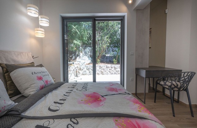 Gorgeous Croatian Villa | Villa Hana | 3 Bedrooms | Heated Pool & 2 Mooring.