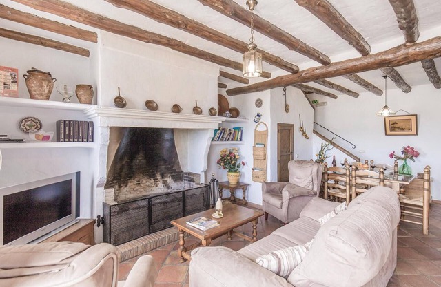 Gorgeous home in Zahara de la Sierra
