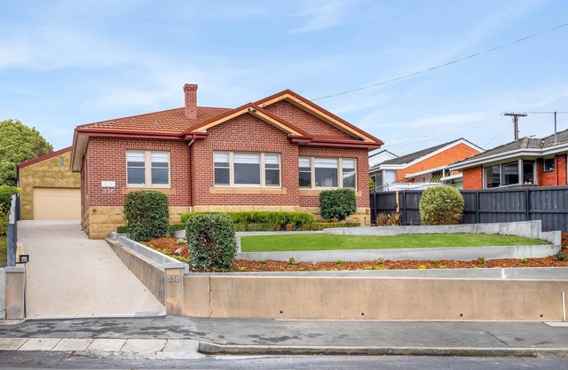 Gorgeous Hobart Accommodation - Park on Park, New Town