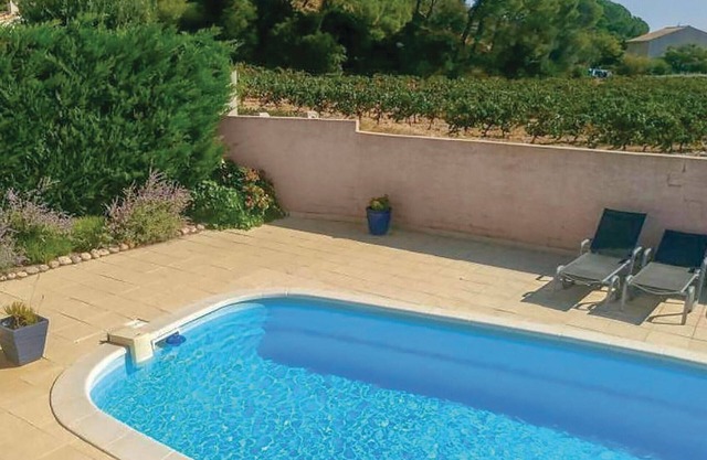 Gorgeous home in Cessenon sur Orb