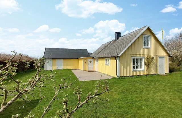 Gorgeous home in ängelholm with WiFi