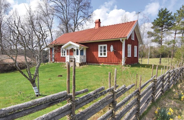 Gorgeous home in Ambjörnarp with WiFi