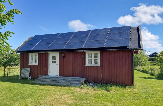 Gorgeous home in Ellös with WiFi