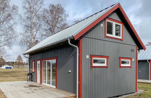 Gorgeous home in Löttorp with WiFi