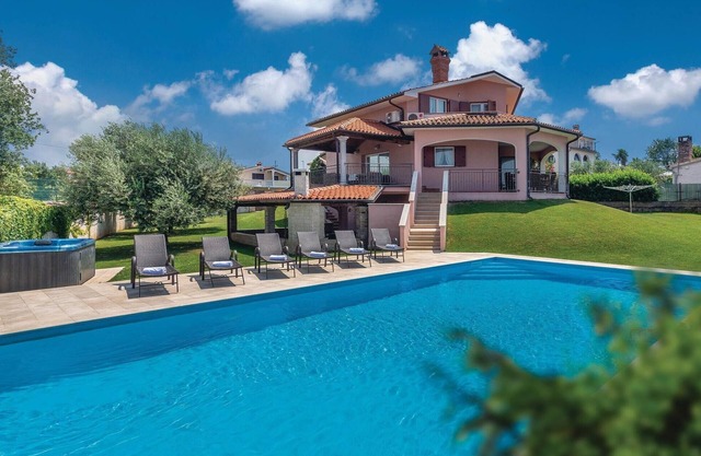 Gorgeous home in Nova Vas