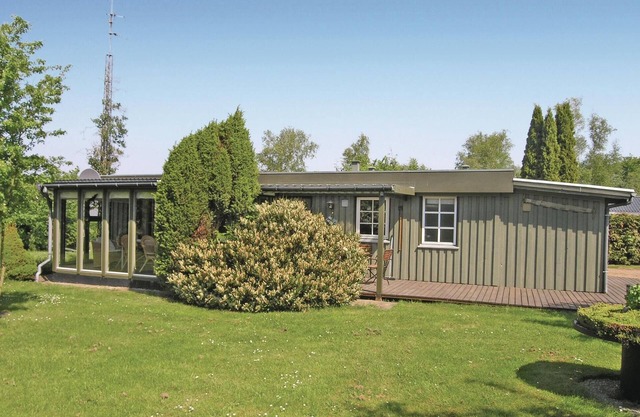 Gorgeous home in Rønne with WiFi