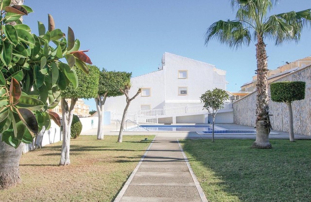 Gorgeous home in Santa Pola with WiFi