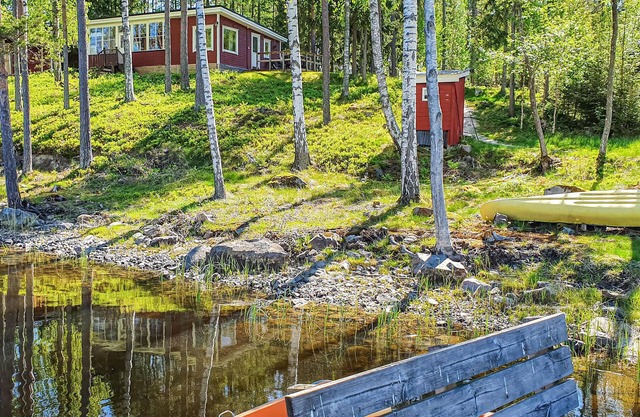 Gorgeous home in Svanskog with kitchen