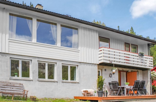 Gorgeous home in Vikanes with kitchen