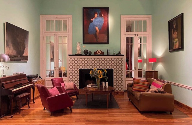 Gorgeous house with pool and large yard in central Buenos Aires