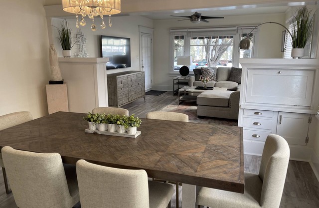 Gorgeous Long Beach Apartment Walking Distance to Beach & Downtown
