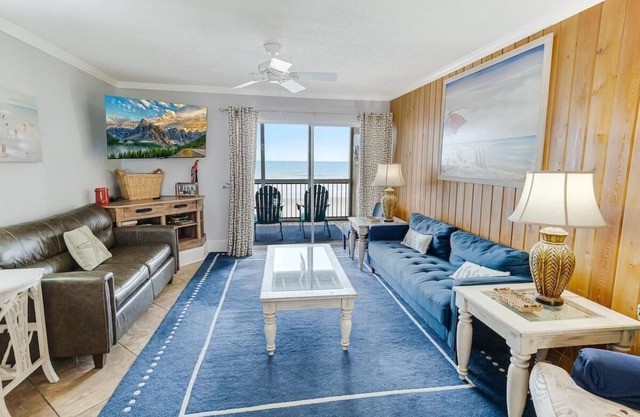 Gorgeous Oceanfront 2 Bedroom Villa