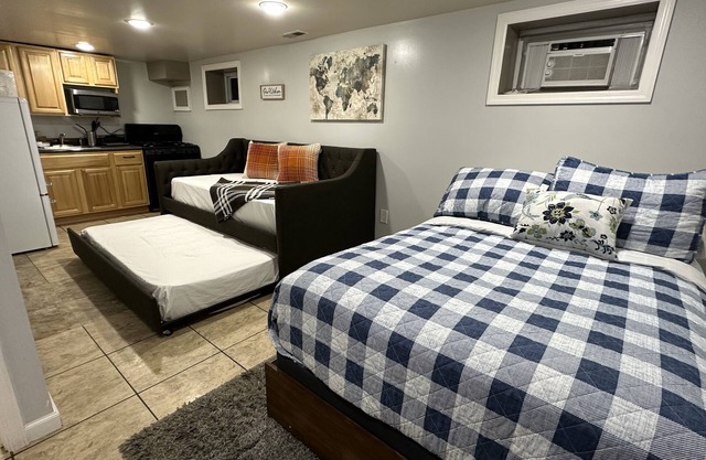 Gorgeous private studio close to EWR, NYC & Kean U