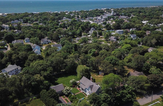 Gorgeous Traditional Home, Modern Amenities, Downtown Harwichport!