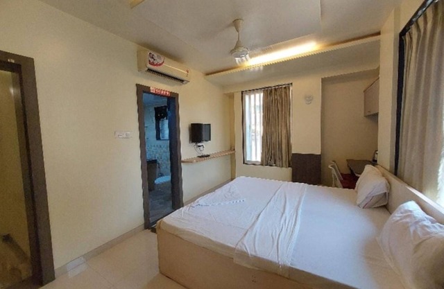 Goroomgo Ganesh Plaza bhadrak