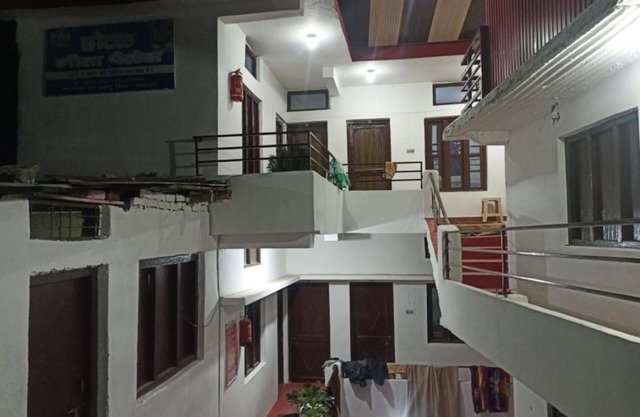 Goroomgo Geeta Palace Rudraprayag