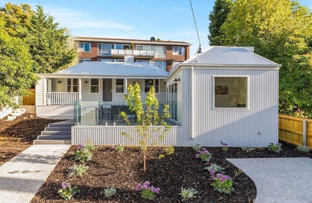 Goulburn Cottage - Comfort, Style and Location