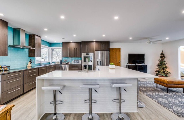 Gourmet Kitchen-Private Pool & Spa-Games-Steps to Golf Course-Parks & Museums