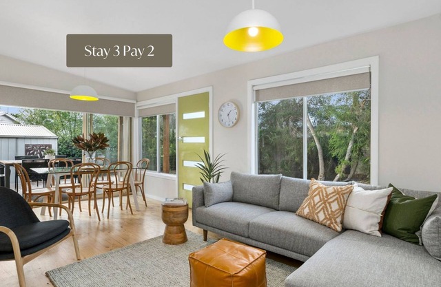 Goyarra in Rye - Located in the heart of Rye and a short walk to Peninsula Pantry Café.