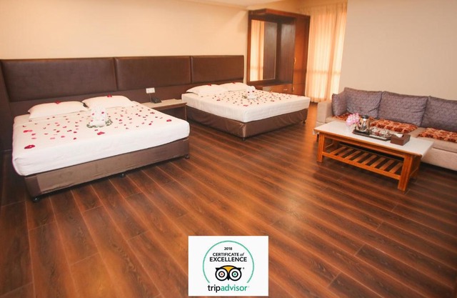 Grace Treasure Hotel