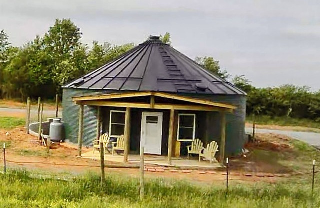 Grain Bin home minutes to liberty University and Lynchburg on a country farm