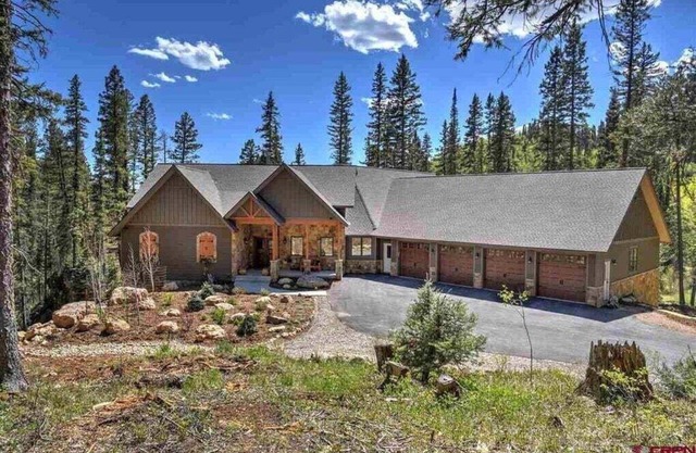 Grand Estate Nestled in Forest, Private Pond, Waterfall, Close to Ski, Hot Tub