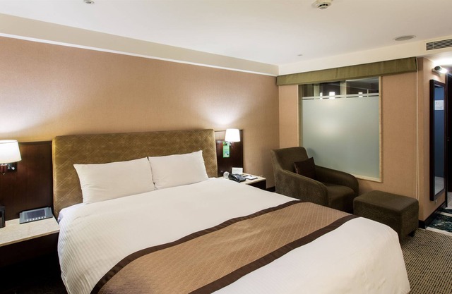 Grand Forward Hotel