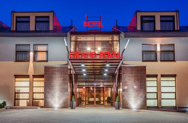 Grand Royal Hotel