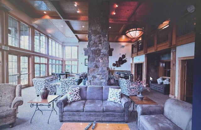 Grand Timber Lodge Resort Studio