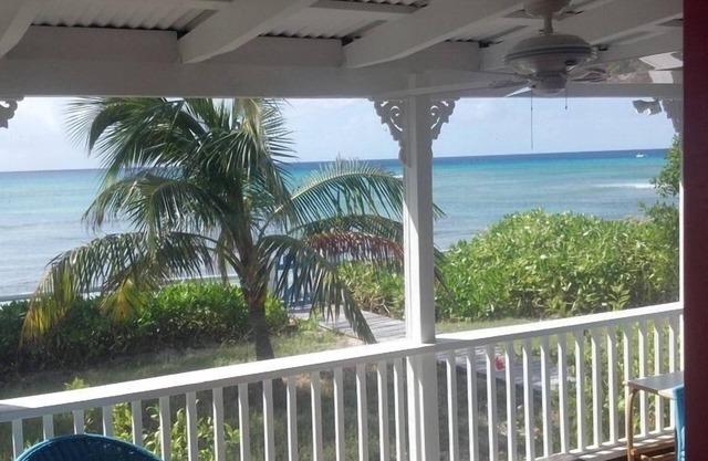 Grand Turk Ocean Front Cottage On Beautiful Pillory Beach