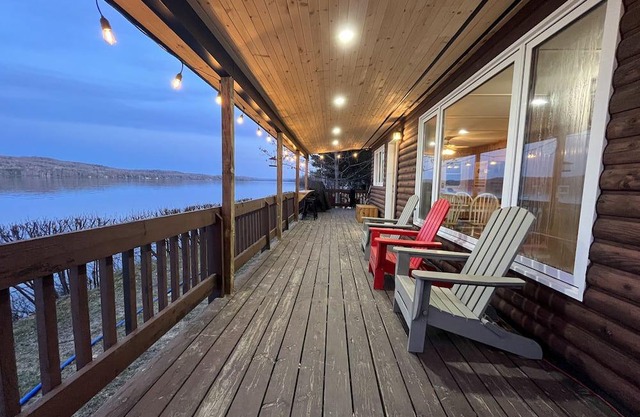 Grand views on Petit Cayamant with kayaks!