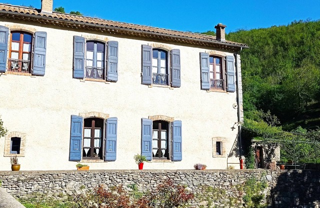Grande Maison de Charme Avec Piscine, en Pleine Nature