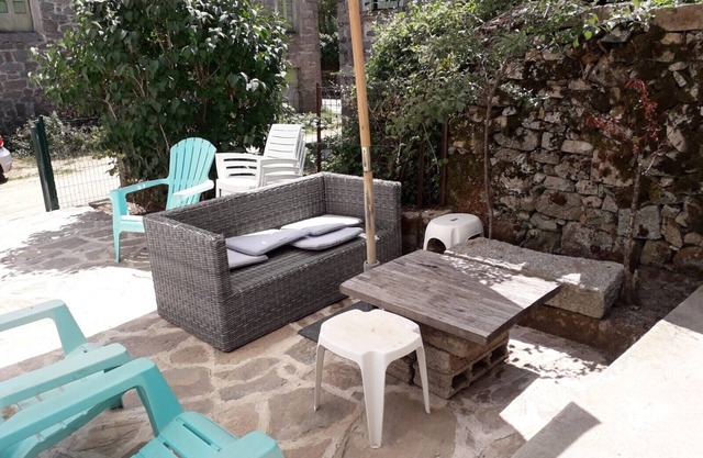 Grande Maison en Pierre de 8 Chambres au Coeur du Village de Bastelica