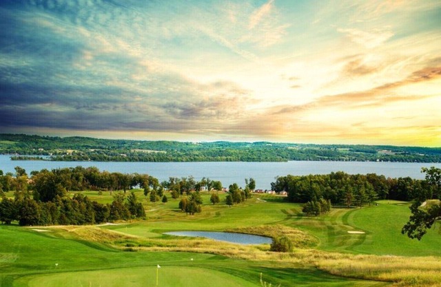 Great Blue Resorts -Bellmere Winds Resort - Rice Lake - 3 Bedroom Cottage