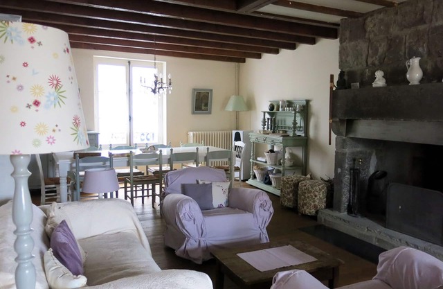 Great charming house in the heart of a medieval town of Auvergne