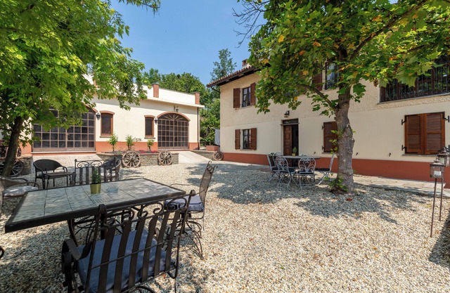 Great villa in the heart of Piedmont