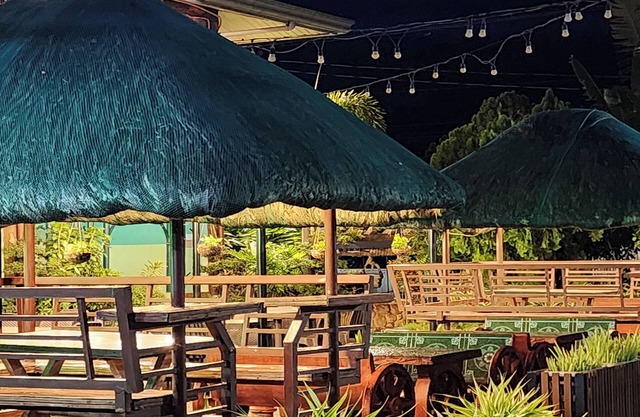Green Meadows Hotel & Restaurant