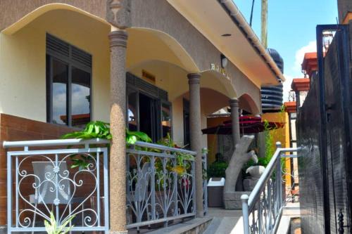 Greena Royal Suites